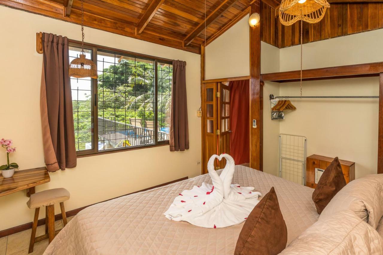 Casa Valentina - Ocean, Nature, Relax, Central Quepos Luaran gambar